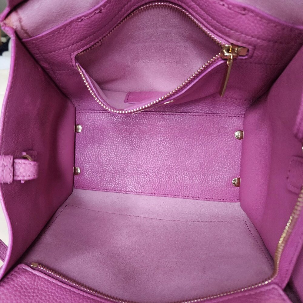 Authentic Salvatore Ferragamo Gancini Amy 21 Leather Tote - Picture 6 of 17